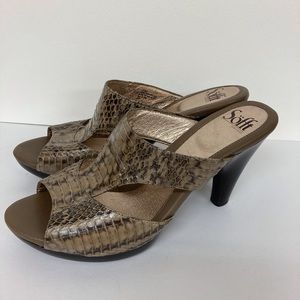 New Sofft ladies genuine snakeskin mules; NWOT
